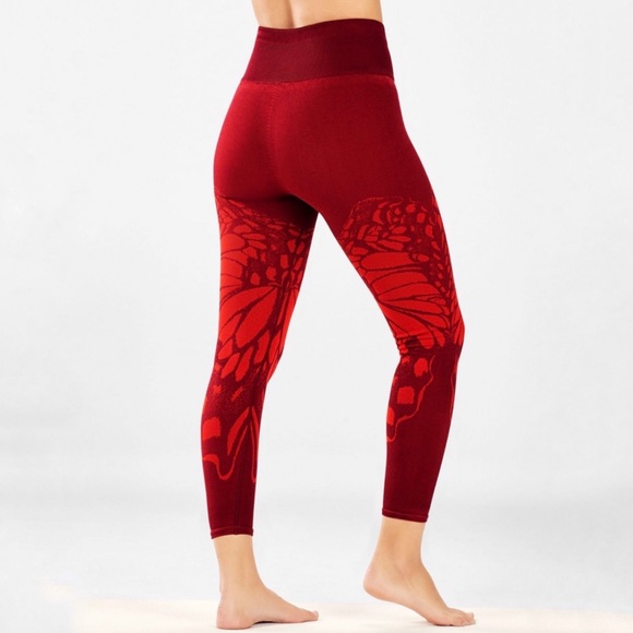 Fabletics Butterfly Seamless Jaquard Leggings 7/8 - Picture 2 of 14